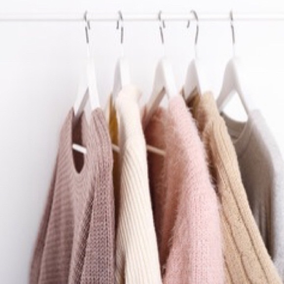 New items coming this week 💋 - Picture 1 of 1